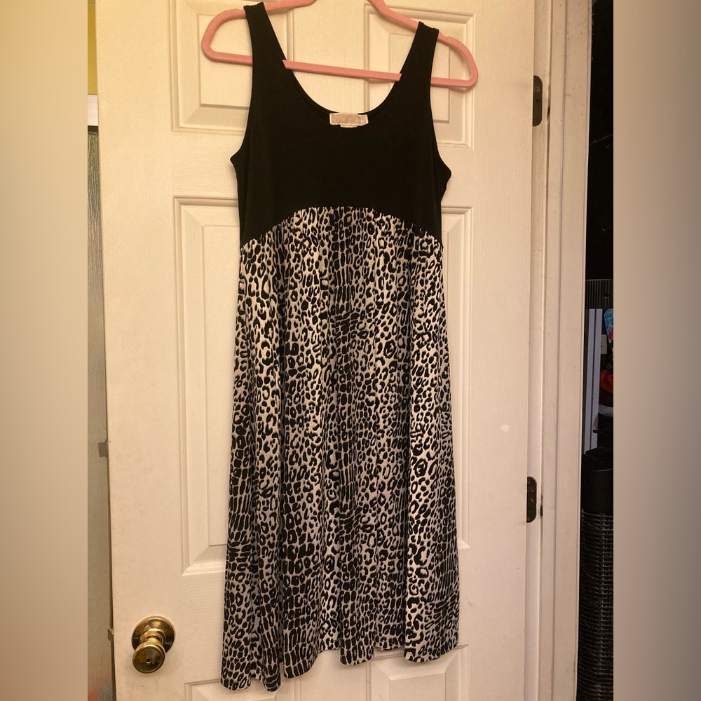 Michael Kors, size medium, pretty, comfy black and animal print dress